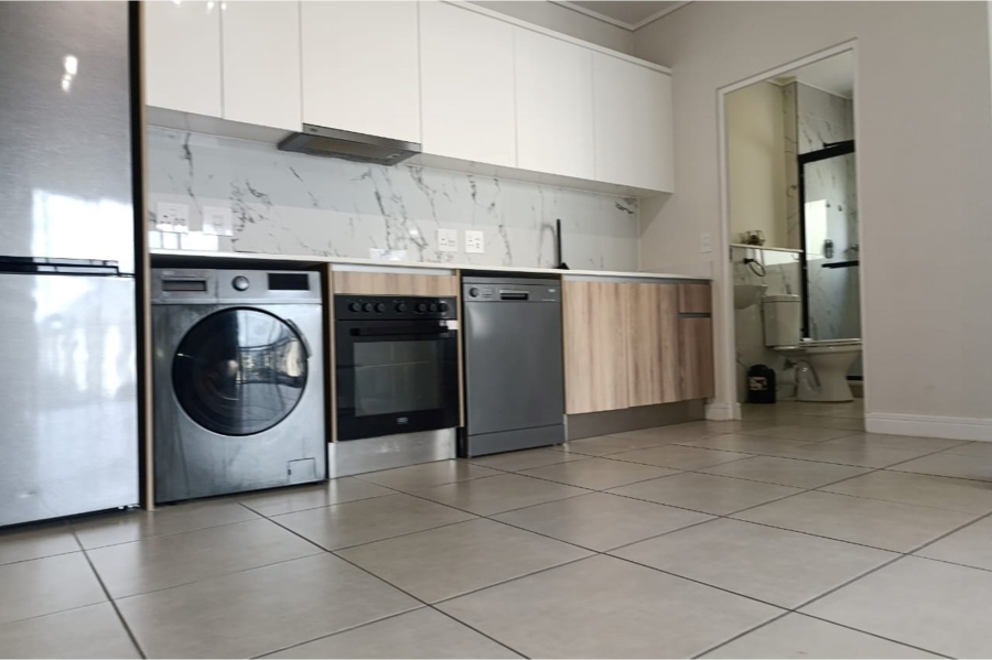 1 Bedroom Property for Sale in Sandown Western Cape
